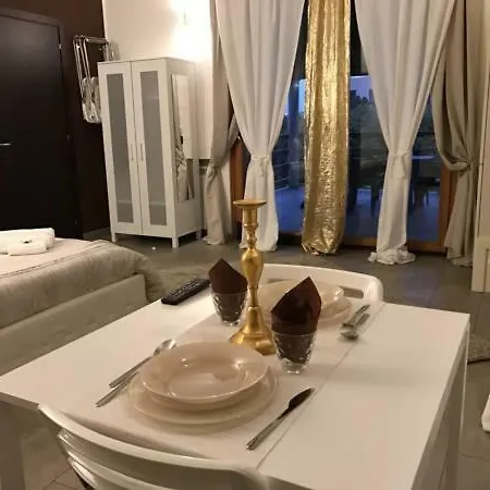 Vitti's